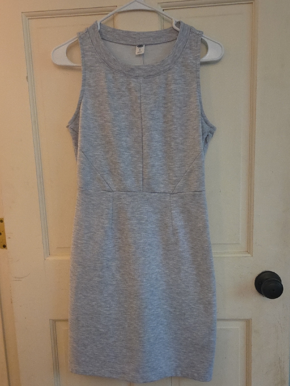Old Navy Sleeveless Knit Mini Dress in Heather Gray